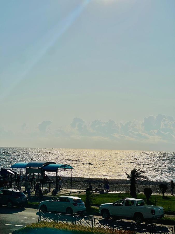 Apartment With Sea View Batumi Exterior foto